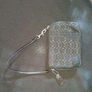Coach Vintage Wristlet